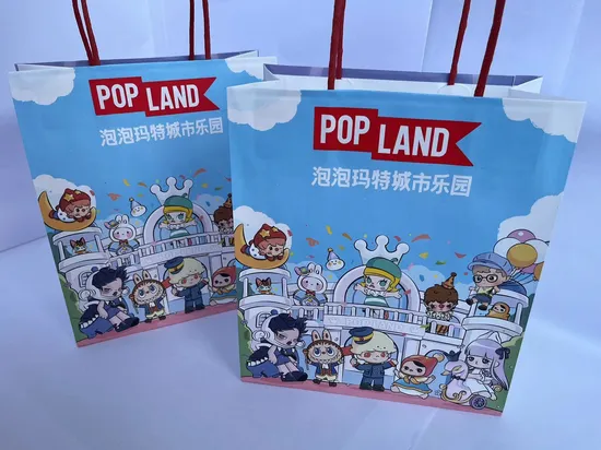 Borsa regalo per lo shopping di lusso con imballaggio in carta patinata bianca stampata FSC